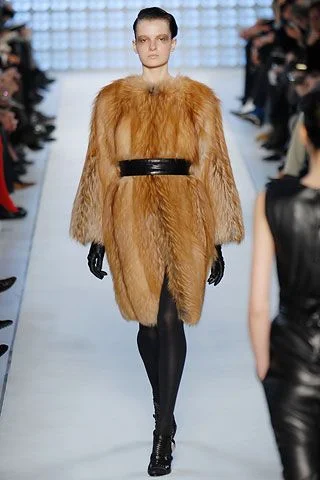 Look 15